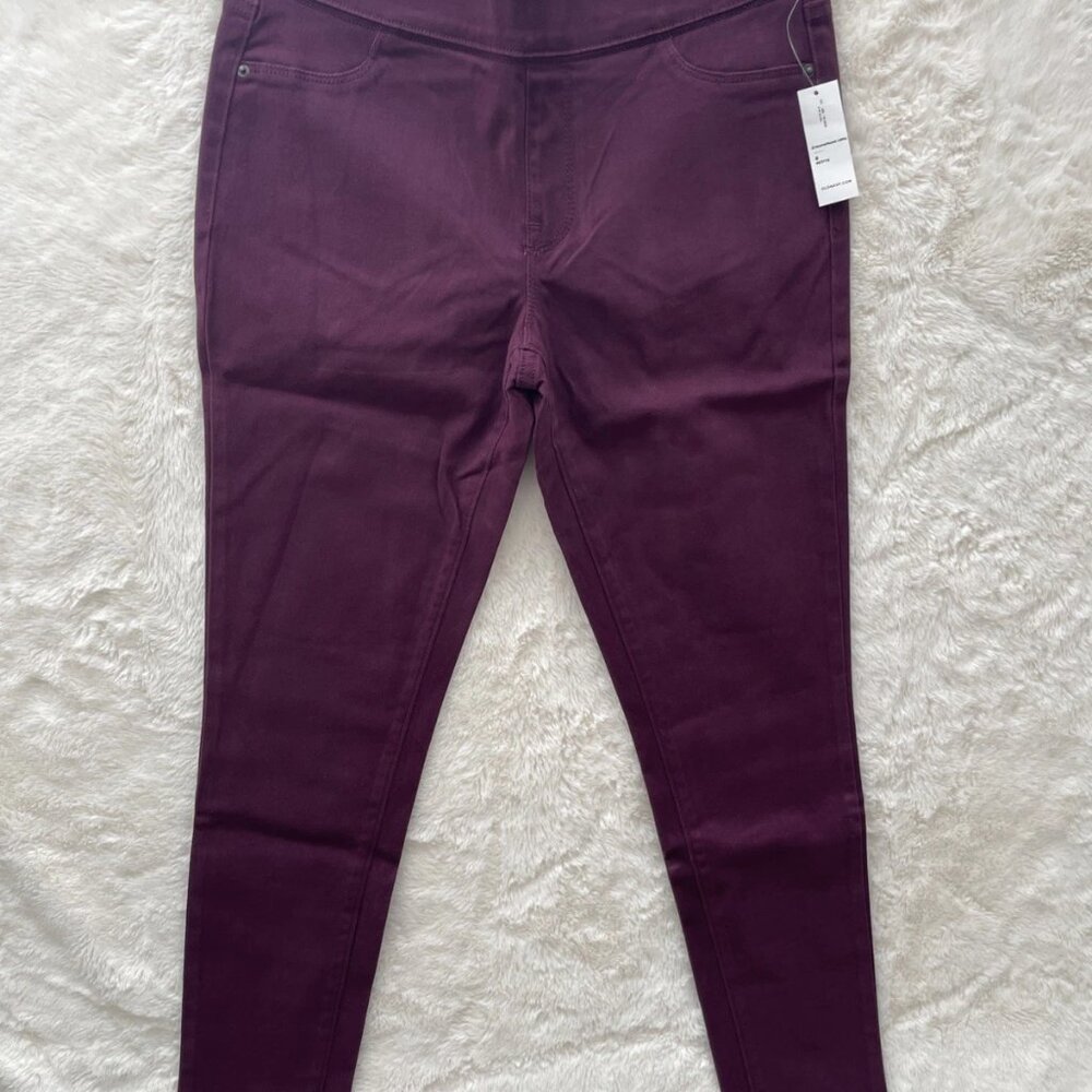 SALE! NEW Old Navy ROCKSTAR Burgundy Women’s Size 8 Petite Mid-Rise Jeans NWT